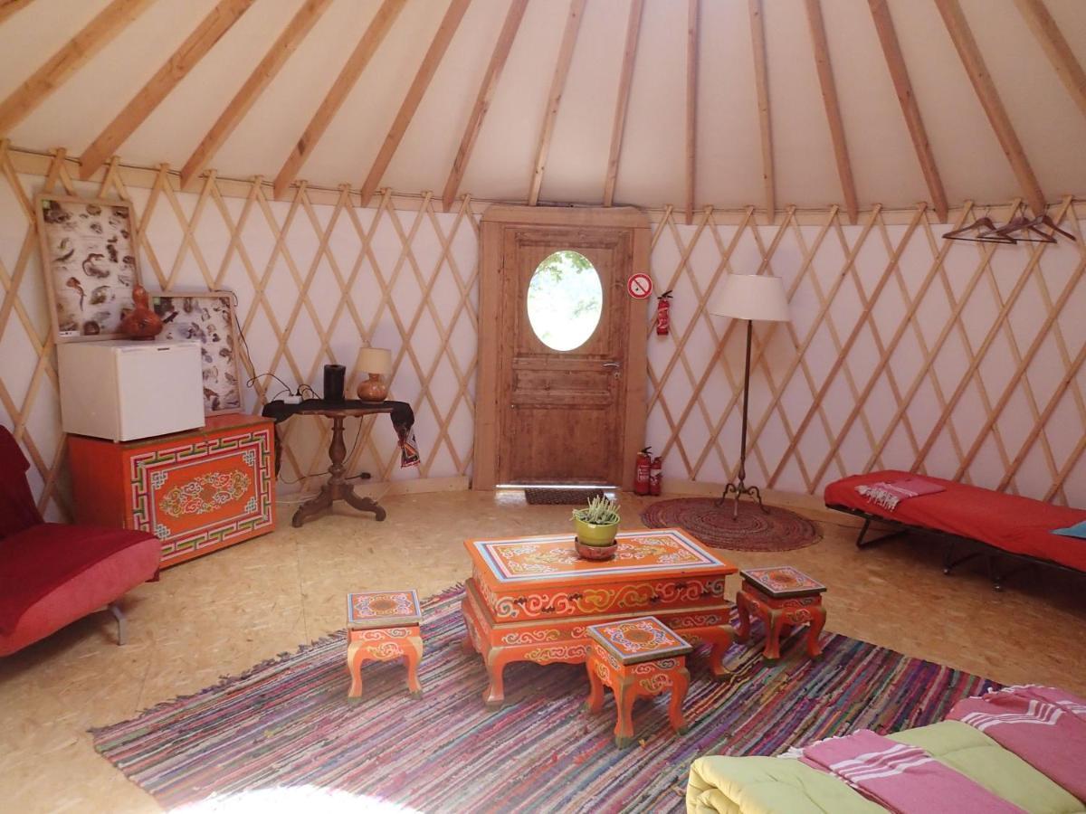 Eco-Hotel Et Yourtes Du Mercantour 기욤 외부 사진