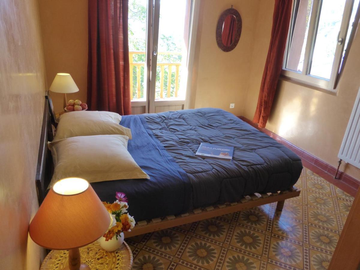 Eco-Hotel Et Yourtes Du Mercantour 기욤 외부 사진
