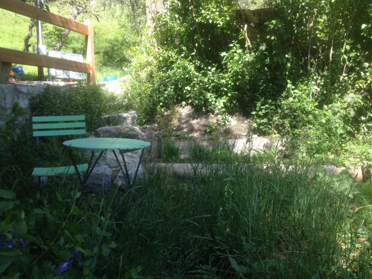Eco-Hotel Et Yourtes Du Mercantour 기욤 외부 사진